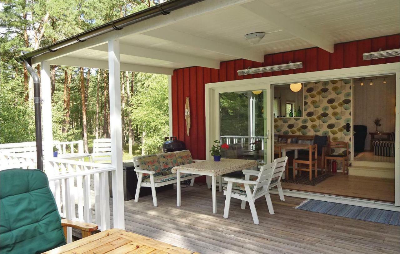 Stunning Home In Yngsjoe With Wifi Exterior foto